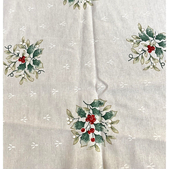 Christmas Tablecloth Holly Berry Bells Ornaments Greenery Cotton Blend Oval - Picture 5 of 9